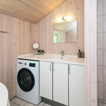 6 Person In Feriehus Tarm